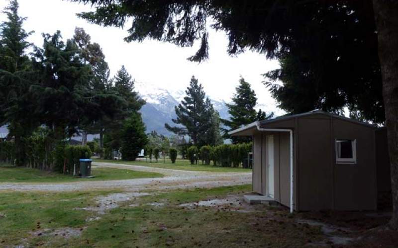 Glenorchy Holiday Park Full Service Camp New Zealand